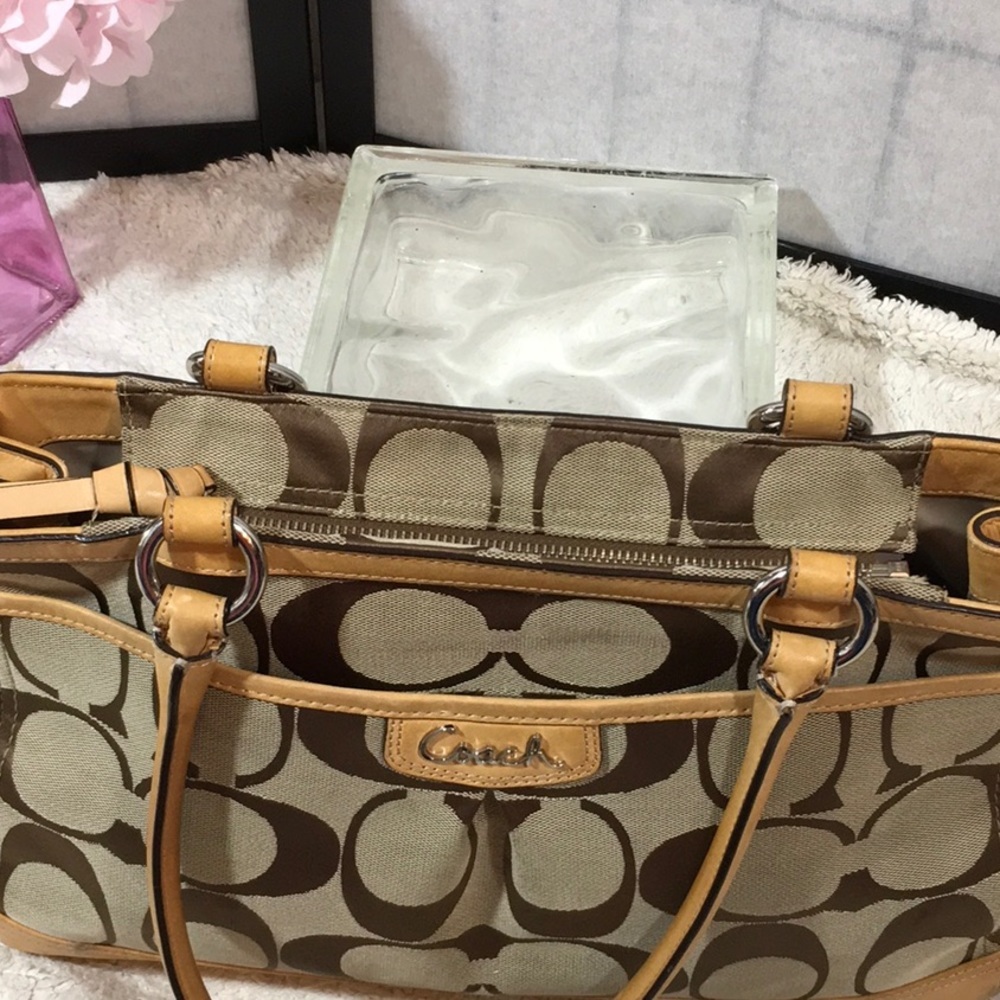 Coach Park signature canvas jacquard carryall tote - Picture 6 of 8